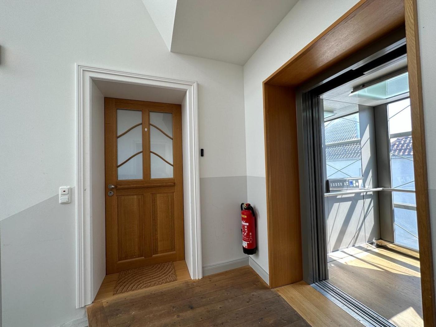 Truly - Viel Platz Fuer Business & Familie - Modern, Garage, Fahrstuhl Apartment เอาก์สเบิร์ก ภายนอก รูปภาพ