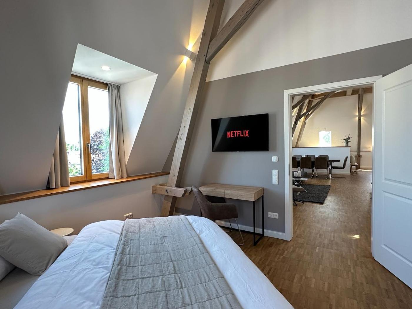 Truly - Viel Platz Fuer Business & Familie - Modern, Garage, Fahrstuhl Apartment เอาก์สเบิร์ก ภายนอก รูปภาพ